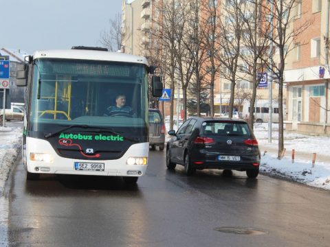 Az elektromosok később