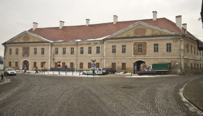 Bíznak a támogatásban