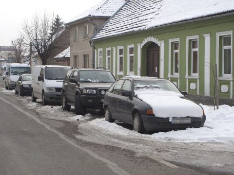 Fröcskölésre panaszkodtak