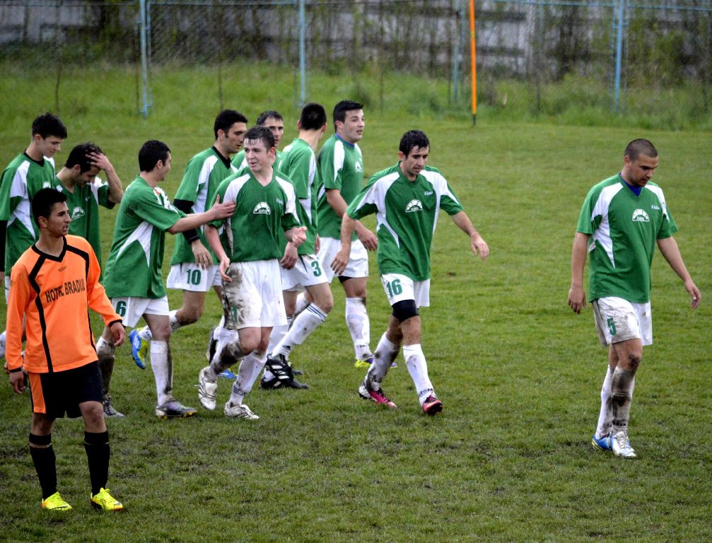 Terítéken a sportélet