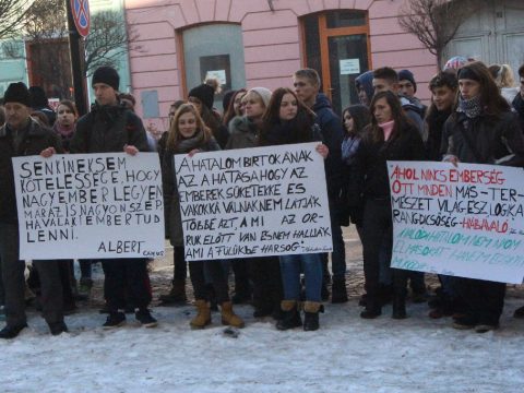 Gyűlnek az észrevételek