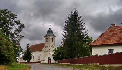 Aprópénzzel nem haladnak