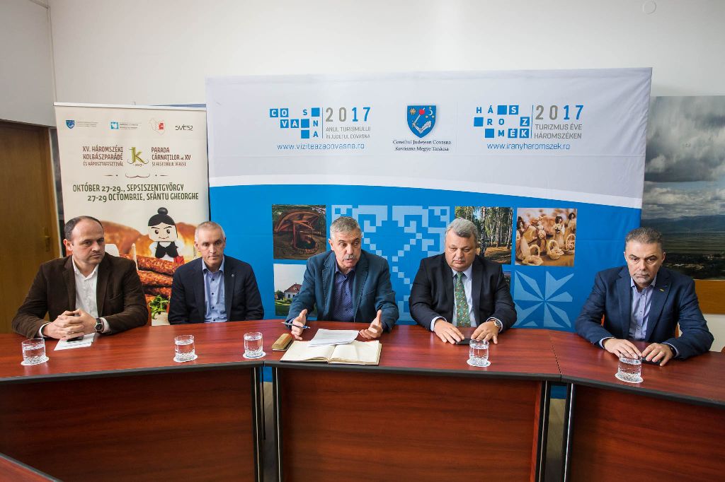 Gasztrofesztivál és parádé