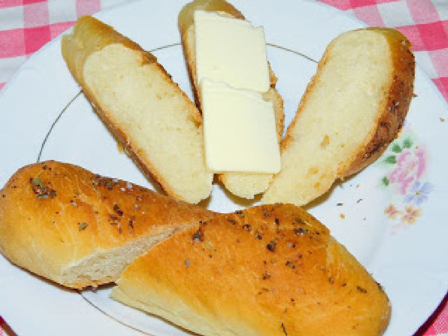 Zöldfűszeres kenyérkék