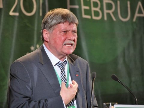 Elhunyt Verestóy Attila