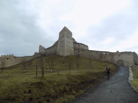 Megszólítani a turistákat