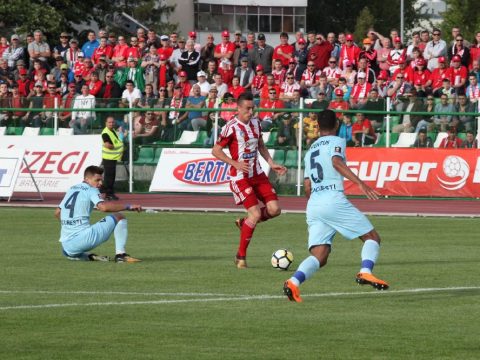 Izgalmas véghajrá a futballbajnokságban