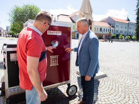 Kilépni a nemzetközi porondra