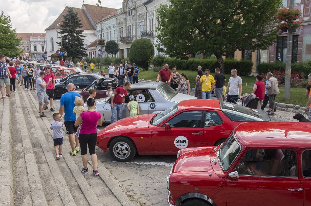 Ismét dübörögtek a lóerők