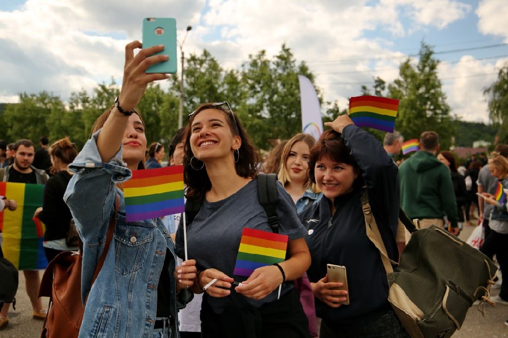 Félezren a Cluj Pride-on