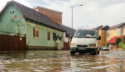 Miért kerül víz alá a város?