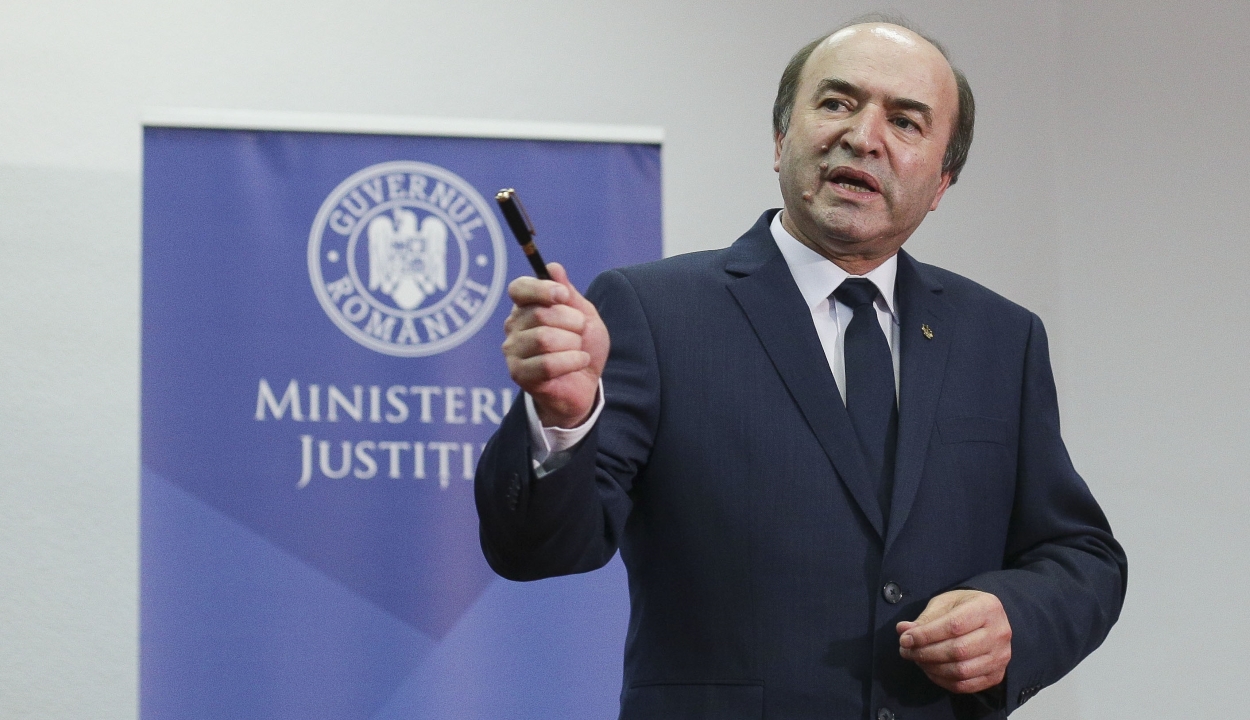 Hazugságon fogták Tudorel Toader igazságügyi minisztert?