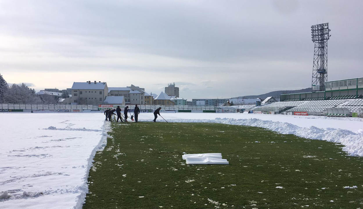 Újra döntöttek a stadionról