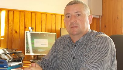Az élet megy tovább