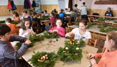 Adventi műhely