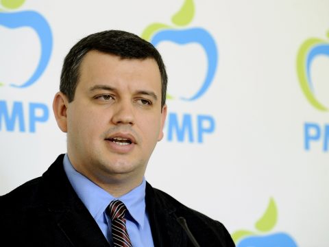 A magyar-román kettős állampolgárok kettős szavazásának megakadályozását sürgeti a PMP elnöke
