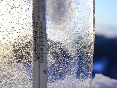 Mínusz 21,6 Celsius-fokot mértek kedd reggel Bodzafordulón