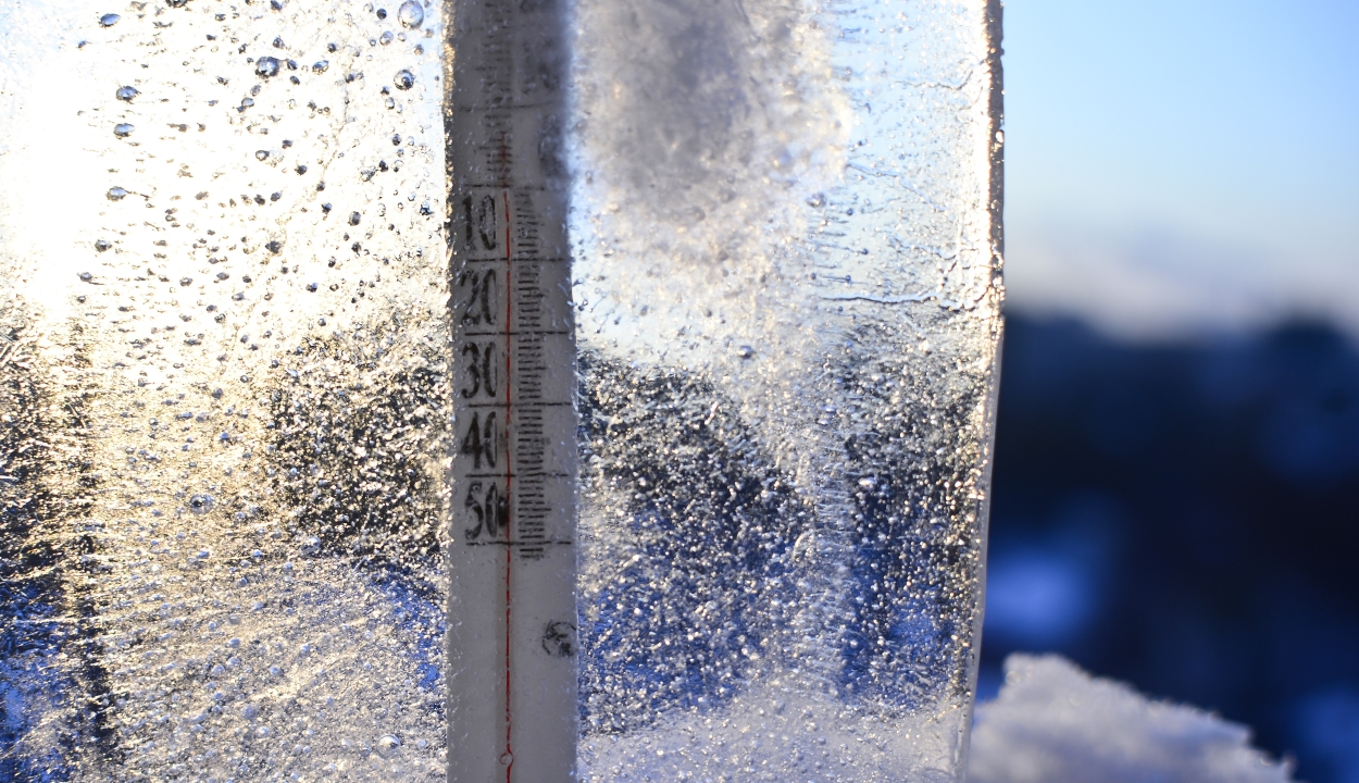 Mínusz tíz Celsius-fok alatti hőmérsékleteket mértek csütörtök reggel Hargita megyében