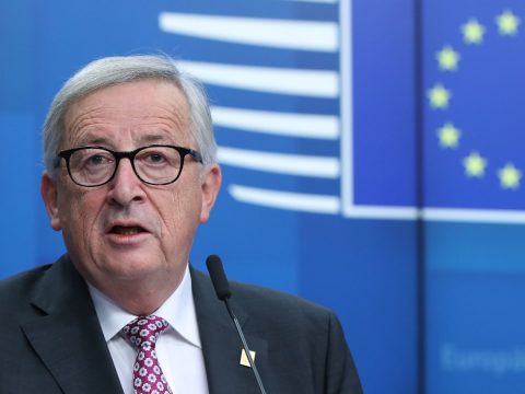 Juncker: ha a brit parlament elutasítja, megállapodás nélküli Brexit lesz