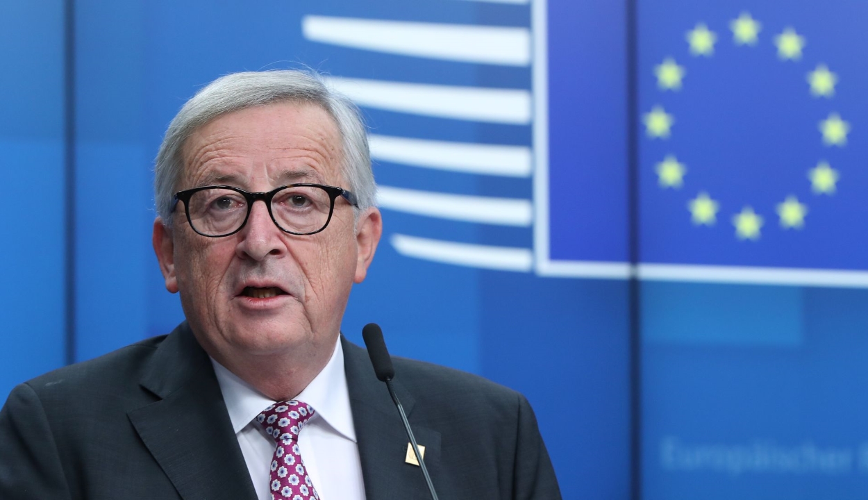 Juncker: ha a brit parlament elutasítja, megállapodás nélküli Brexit lesz