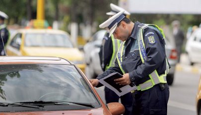 Országos szintű ellenőrzéseket tart a közutakon a rendőrség