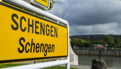 FRISSÍTVE: A német kancellár támogatja Románia schengeni csatlakozását