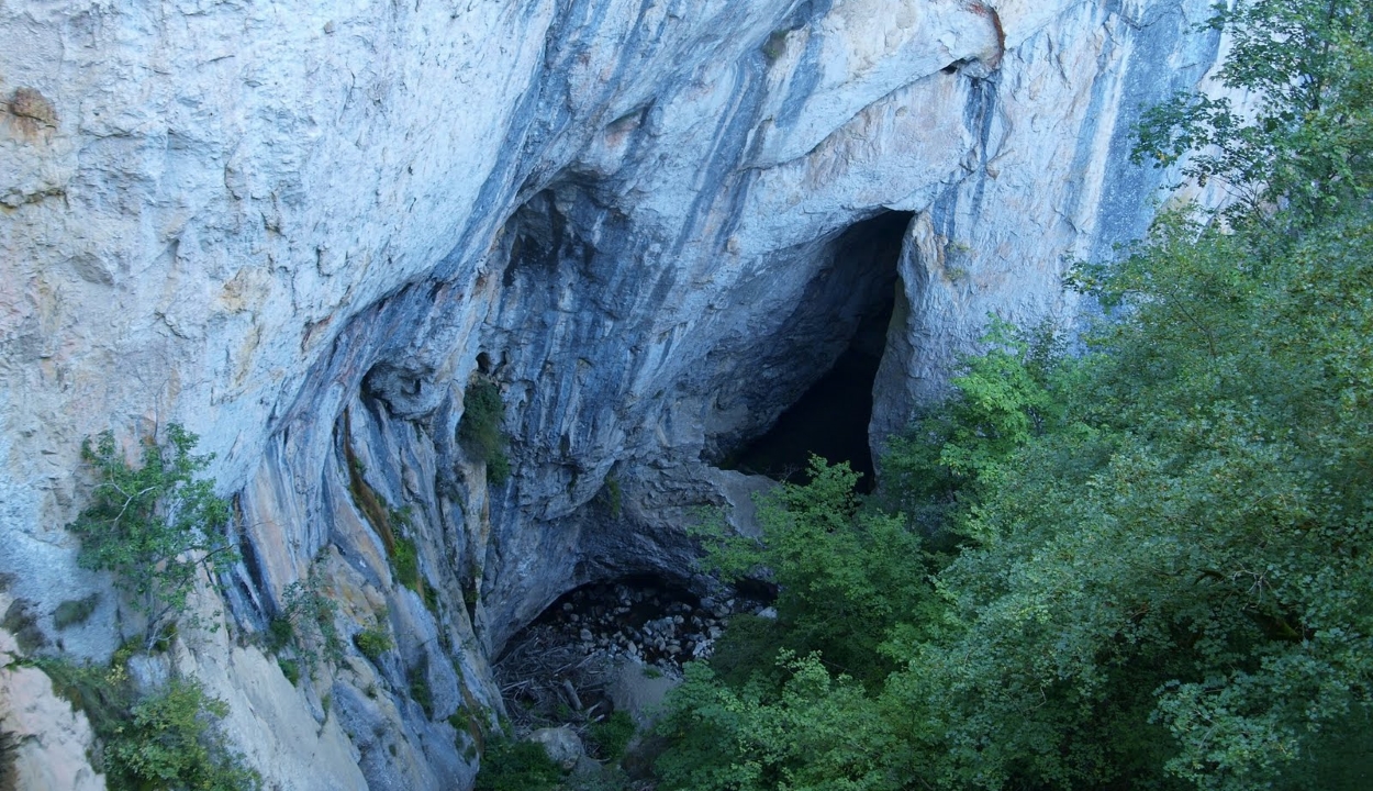 Magyar barlangász szenvedett balesetet Fehér megyében