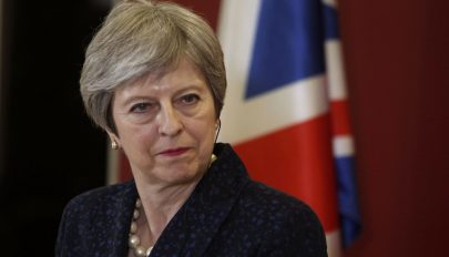 Theresa May: nincs jele, hogy a Brexit megállapodást a közeljövőben el lehetne fogadtatni