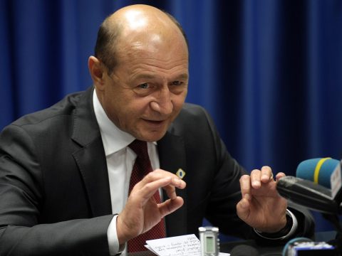 Băsescu kettős mércéje