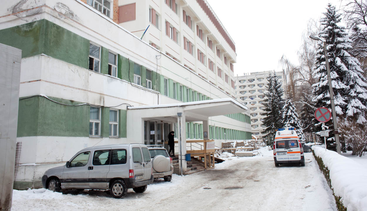 Látogatási tilalmat rendeltek el a megyei kórház újszülött osztályán
