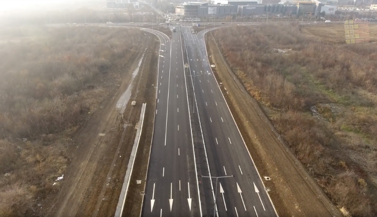 Átadták Románia első városi autópályáját