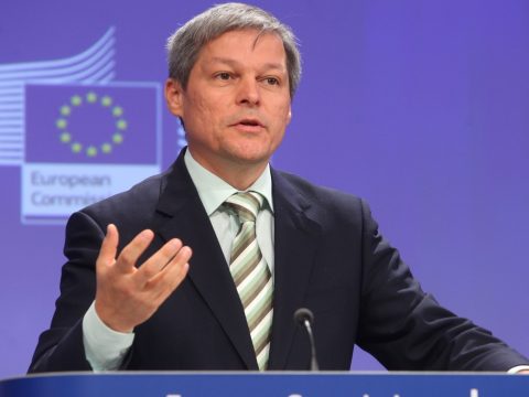 Szélsőséges szervezetekben tevékenykedett fiatalkorában Dacian Cioloș