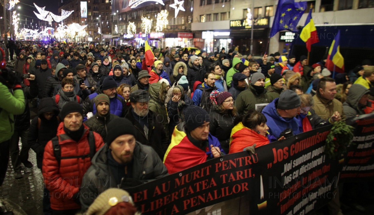 Felvonulással emlékeznek Bukarestben az 1989-es forradalomra