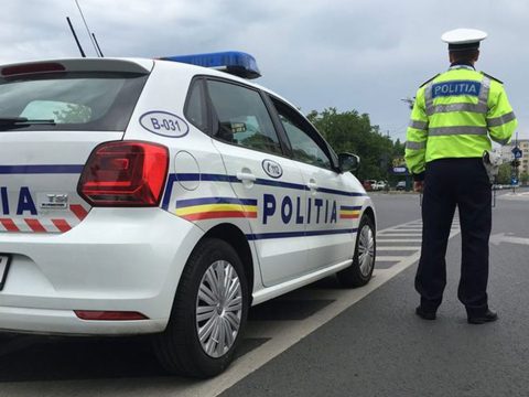 Hat év szabadságvesztésre ítéltek két rendőrt, akik csúszópénzt kértek a szabálysértő sofőröktől