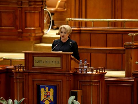 Dăncilă: Nem elmaradt a nyugdíjemelés, hanem előrehoztuk a dátumát