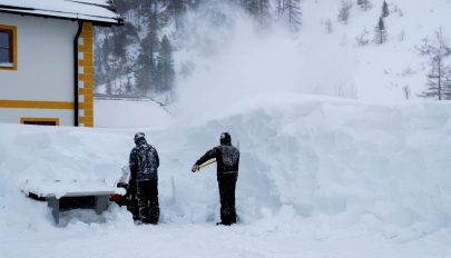 Több tucat település vált elérhetetlenné Ausztriában a havazás miatt