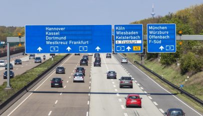 Továbbra sem várható sebességkorlátozás a német autópályákon