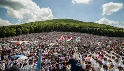 Közzétette a Vatikán a pápa romániai látogatásának részletes programját