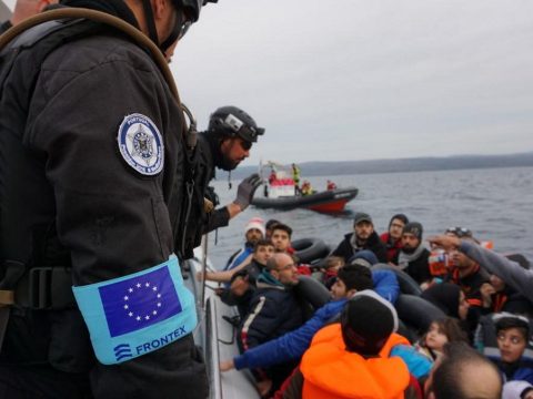 Ötéves mélypontra csökkent tavaly az illegálisan Európába érkezők száma