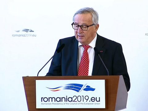 Juncker: Romániának helye van a schengeni övezeten belül