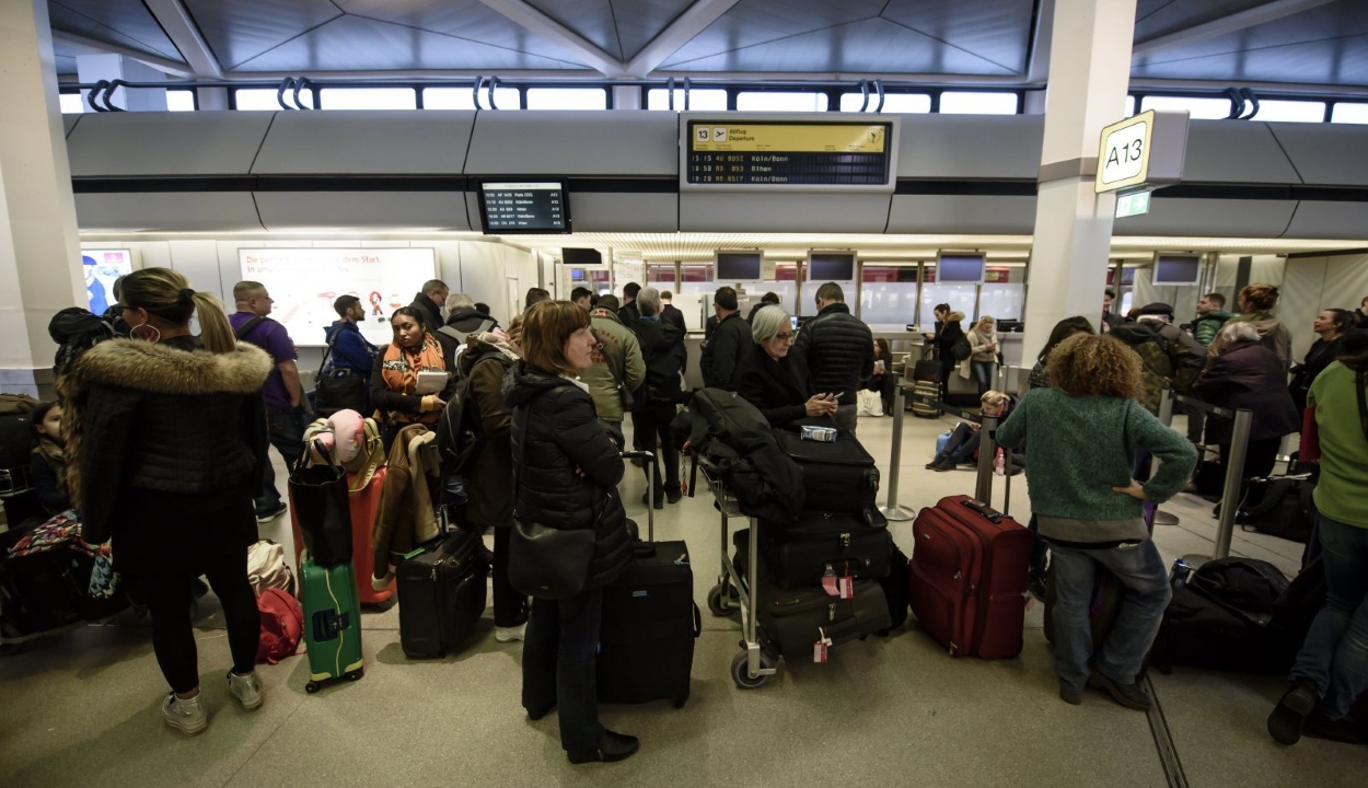Több száz járatot töröltek Németországban a repülőtéri sztrájkok miatt
