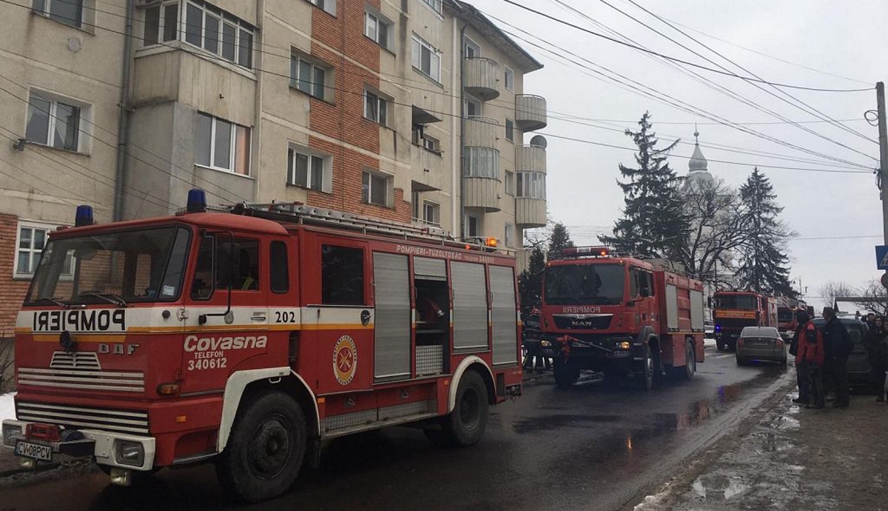 Tűz volt egy kovásznai tömbházban