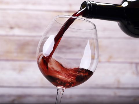 A vörösbor-fogyasztás jót tesz a belek egészségének