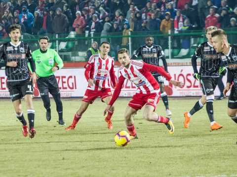 Ötezer lejes bírságot kapott a Dinamo a magyarellenes skandálások miatt
