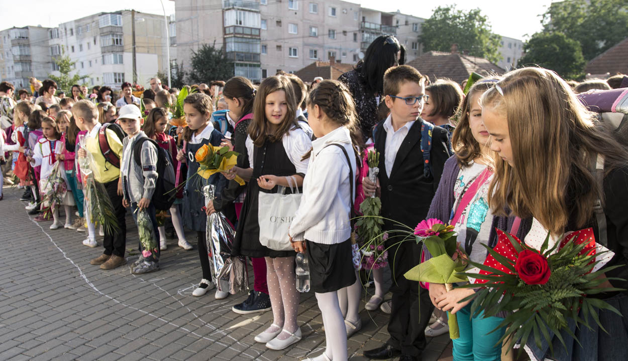 Még nem született végleges döntés arról, hogy mikor kezdődik az iskolai év