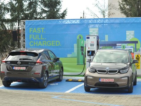 Marosvásárhely és Jászvásár között épít elektromos töltőállomásokat a Mol Románia és az E.ON