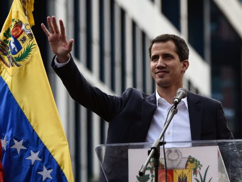 Venezuelai válság: Románia is elismerte Guaidó ideiglenes elnökségét