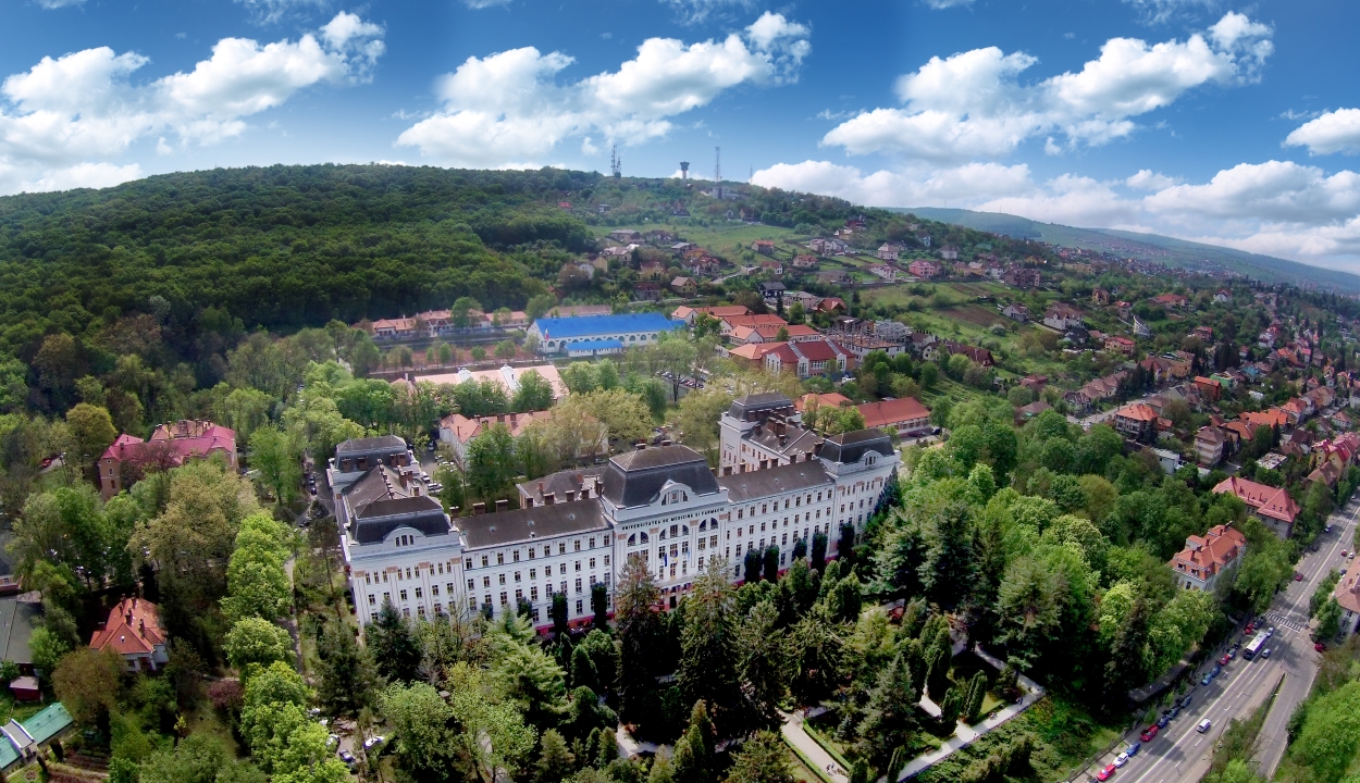 RMDSZ: a MOGYE-nek Miskolczy Dezső nevét is viselnie kell