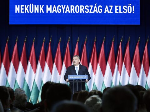 Orbán Viktor évértékelője: a magyarok ismét hisznek a jövőjükben