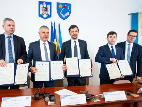 Együttműködési megállapodás szándéknyilatkozatát írták alá a székely megyék és Dél-Tirol elöljárói